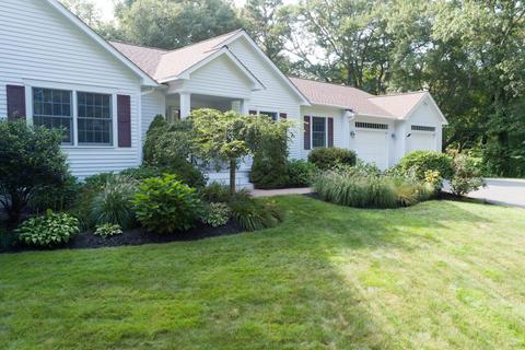 197 Mistic Dr, Marstons Mills, MA 02648 photo 4