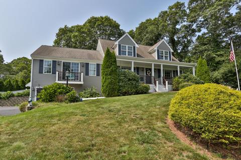 32 James Cir, Mashpee, MA 02649 photo 1