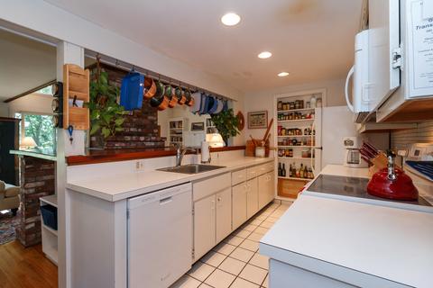66 Troon Way, Mashpee, MA 02649 photo 11