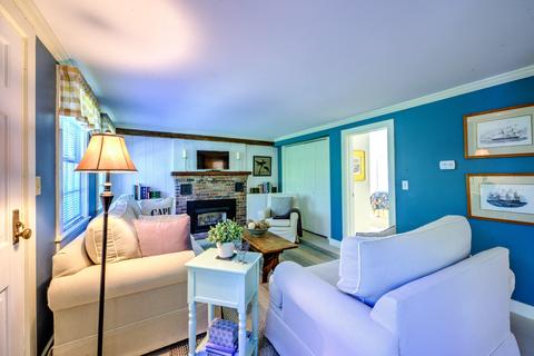 111 Cedar St, West Barnstable, MA 02668 photo 11