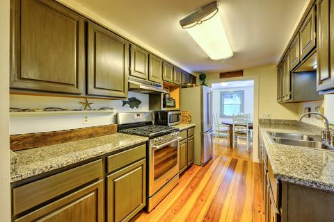 111 Cedar St, West Barnstable, MA 02668 photo 6