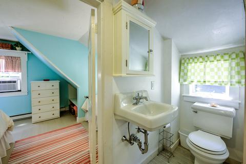 111 Cedar St, West Barnstable, MA 02668 photo 18