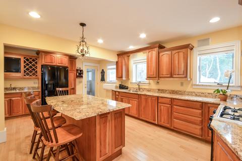 128 High St, Wareham, MA 02571 photo 8