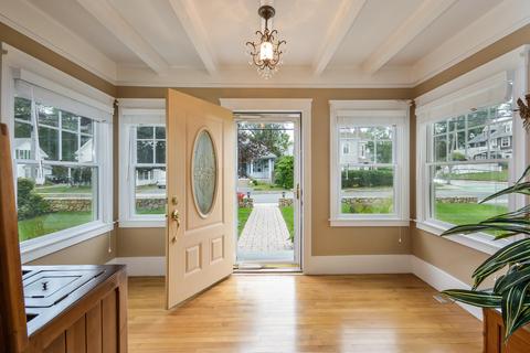 128 High St, Wareham, MA 02571 photo 3