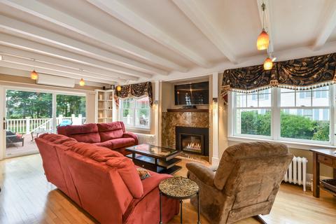 128 High St, Wareham, MA 02571 photo 4