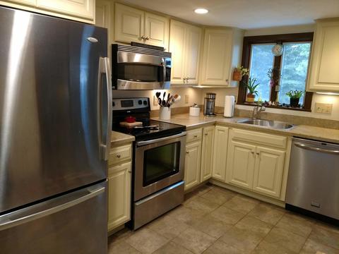 28 Wareham Lake Shore Dr, Wareham, MA 02571 photo 5