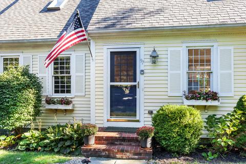 97 Shields Rd, Mashpee, MA 02649 photo 3