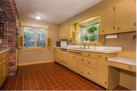 1301 Old Post Rd, Marstons Mills, MA 02648 photo 3