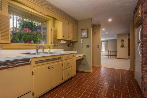 1301 Old Post Rd, Marstons Mills, MA 02648 photo 5