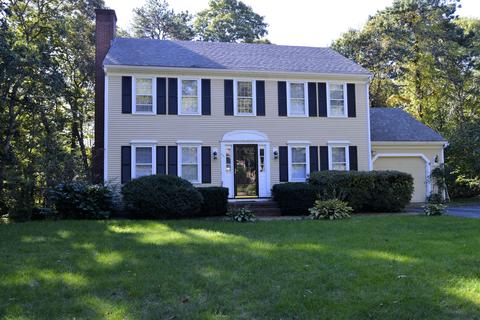 111 Cranberry Ln, Centerville, MA 02632 photo 1