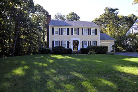 111 Cranberry Ln, Centerville, MA 02632 photo 2