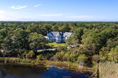 1665 Main St, Cotuit, MA 02635 photo 2