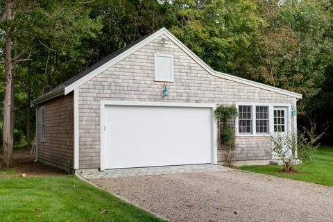 148 Main St, Cotuit, MA 02635 photo 8
