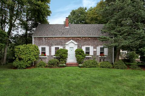 148 Main St, Cotuit, MA 02635 photo 7
