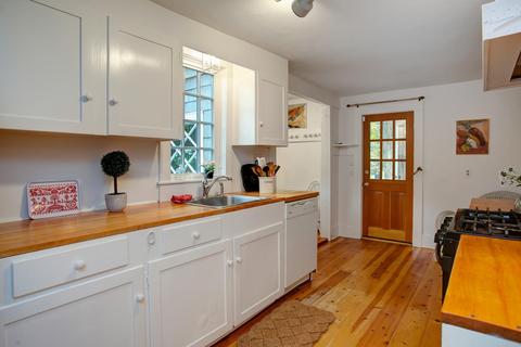 148 Main St, Cotuit, MA 02635 photo 12