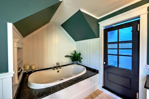 360 Main St, Osterville, MA 02655 photo 17