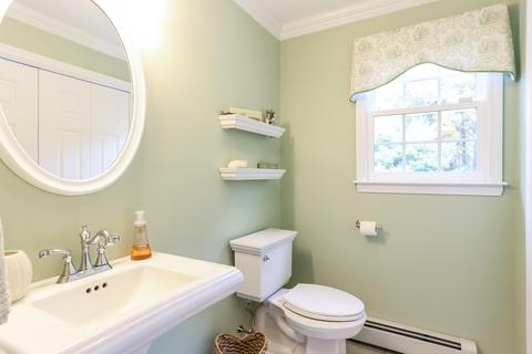 8 Fellowship Cir, West Wareham, MA 02576 photo 18