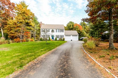 8 Fellowship Cir, West Wareham, MA 02576 photo 1