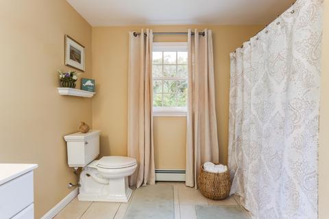 8 Fellowship Cir, West Wareham, MA 02576 photo 14