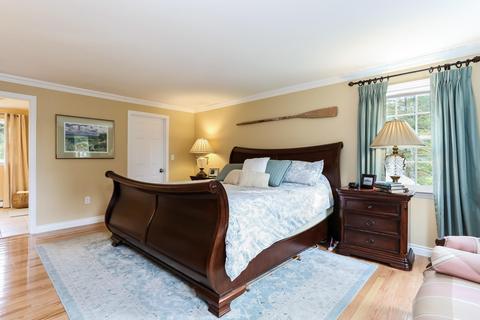 8 Fellowship Cir, West Wareham, MA 02576 photo 13