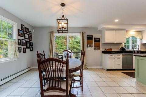 8 Fellowship Cir, West Wareham, MA 02576 photo 8