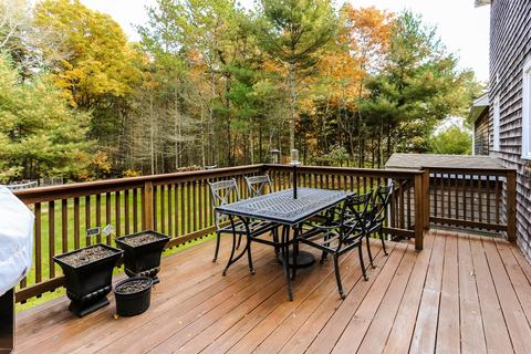 8 Fellowship Cir, West Wareham, MA 02576 photo 19
