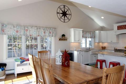 33 Bluff Ave, Mashpee, MA 02649 photo 8