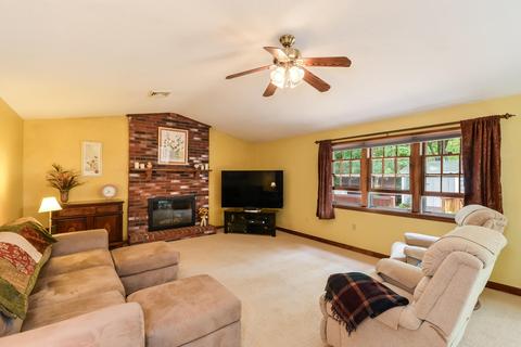 32 Heather Ln, Centerville, MA 02632 photo 3