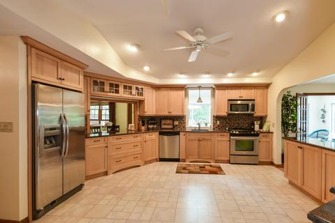 32 Heather Ln, Centerville, MA 02632 photo 8