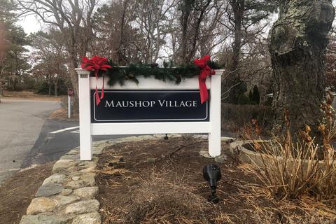 22 Hyannis Point Rd, Mashpee, MA 02649 photo 2