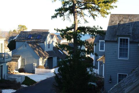 22 Hyannis Point Rd, Mashpee, MA 02649 photo 1