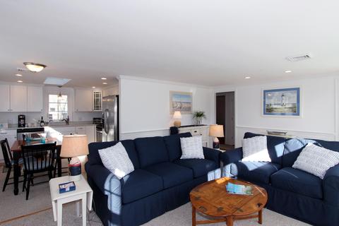 17 Bearse Rd, Mashpee, MA 02649 photo 11