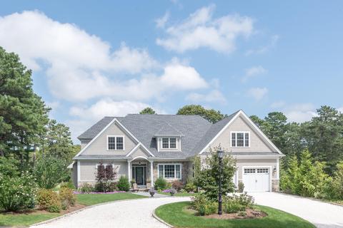 227 Dunrobin Rd, Mashpee, MA 02649 photo 1
