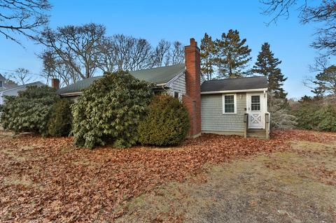 18 Menemsha Rd, Popponesset, MA 02649 photo 2