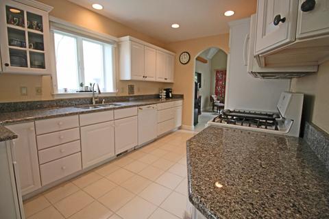17 Windsor Pt, Mashpee, MA 02649 photo 7