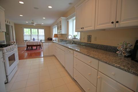 17 Windsor Pt, Mashpee, MA 02649 photo 10