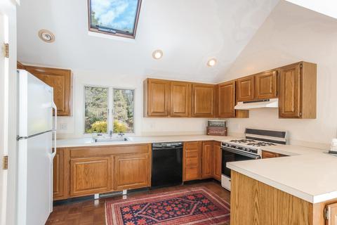 93 Shell Ln, Cotuit, MA 02635 photo 8