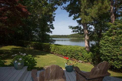 22 Bay Rd, Cotuit, MA 02635 photo 2