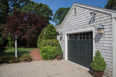 22 Bay Rd, Cotuit, MA 02635 photo 5