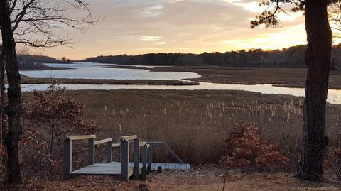 27 Monomoscoy Rd, Mashpee, MA 02649 photo 4