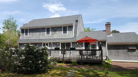 27 Monomoscoy Rd, Mashpee, MA 02649 photo 2