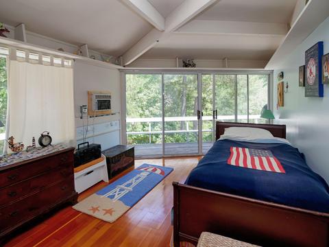 25 Vineyard Rd, Cotuit, MA 02635 photo 10