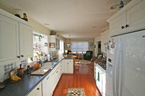 5 Windsor Pt, Mashpee, MA 02649 photo 10