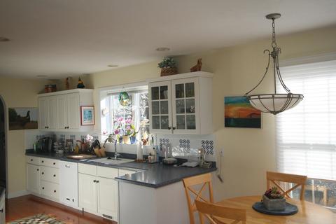 5 Windsor Pt, Mashpee, MA 02649 photo 9