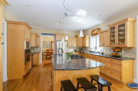 135 Cedar St, West Barnstable, MA 02668 photo 7