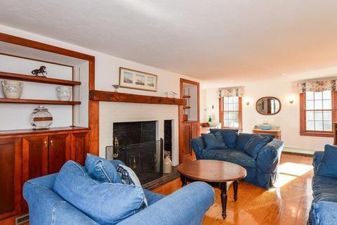 4 Checkerberry Ln, Wareham, MA 02571 photo 6