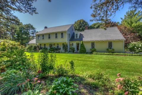 36 Forsyth Ct, Cotuit, MA 02635 photo 1