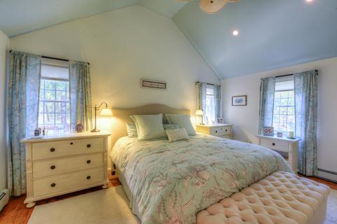 36 Forsyth Ct, Cotuit, MA 02635 photo 18