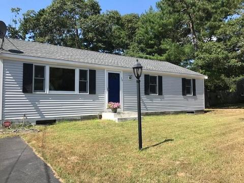 18 Beechwood Dr, Mashpee, MA 02649 photo 1