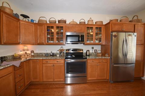11 Grey Hawk Dr, Mashpee, MA 02649 photo 4